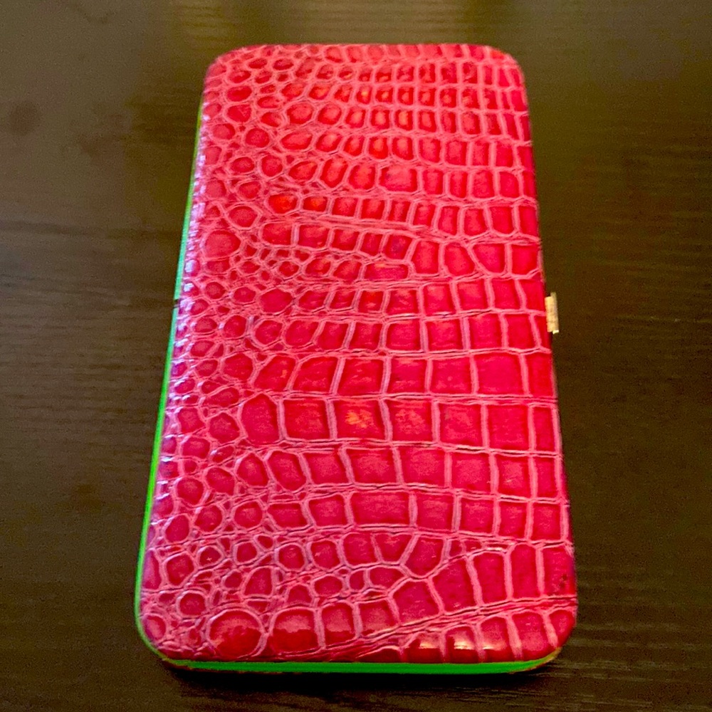 Reptile, print, wallet